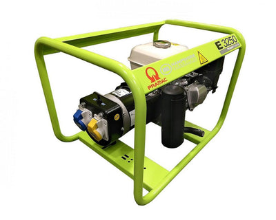 Pramac E3250 2.6kw 230V / 110V Petrol Generator